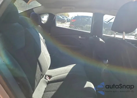 2016 Dodg Dart Se z USA, uszkodzony, nr VIN 1C3CDFAA0GD529600